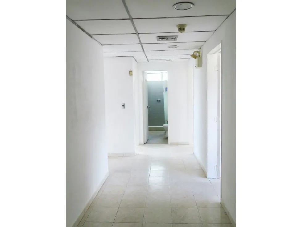 OFICINA EN ALQUILER EN TORRE SAMAN LOS DOS CAMINOS - 10