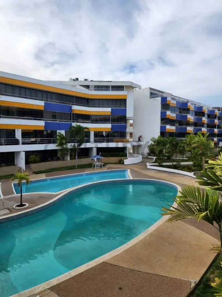 CORAL PLAZA APARTAMENTO EN VENTA - 2