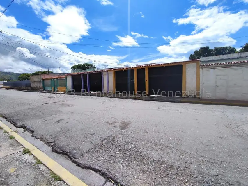 Terreno (Comercial) en Venta en Centro, Aragua - 2
