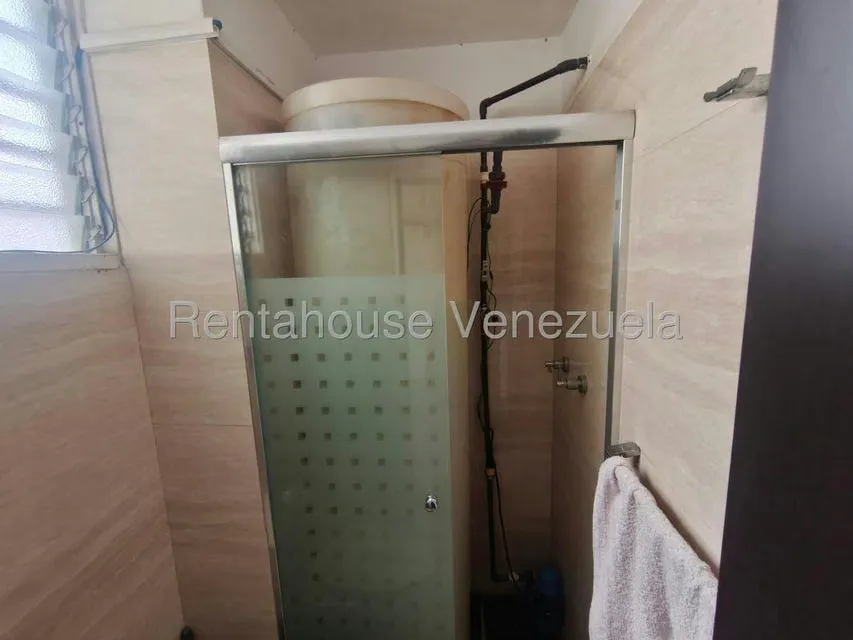 Apartamento (1 Nivel) en Alquiler en Macaracuay, Distrito Metropolitano - 16