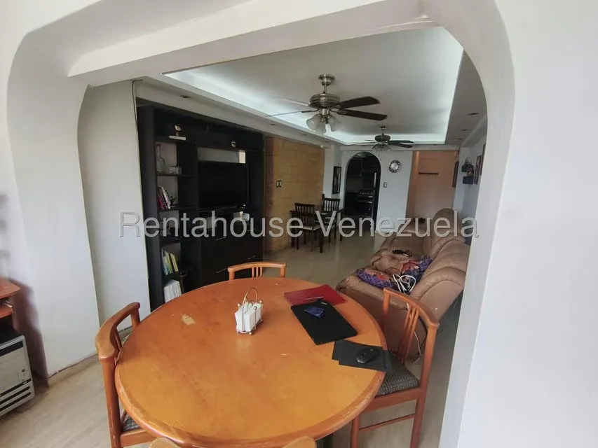 Apartamento (1 Nivel) en Alquiler en Macaracuay, Distrito Metropolitano - 5