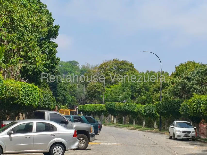 Apartamento (1 Nivel) en Alquiler en Macaracuay, Distrito Metropolitano - 43