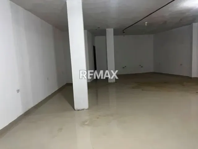 CENTRO COMERCIAL SECTOR POMONA AV PRINCIPAL - 16