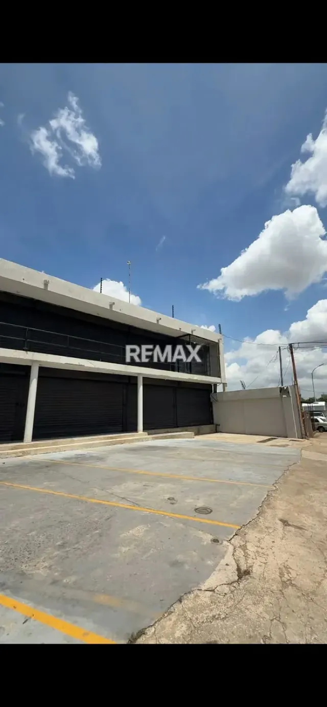 CENTRO COMERCIAL SECTOR POMONA AV PRINCIPAL - 7