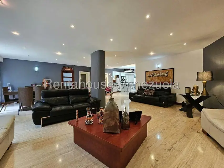 Casa (Duplex) en Venta en Prados del Este, Distrito Metropolitano - 6