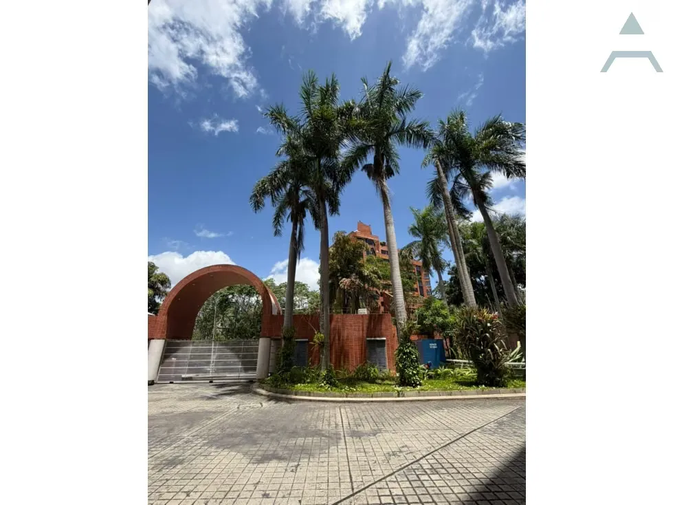 Se vende/alquila Apto 387m² 4h+2s/5b+s/5p Colinas de Valle Arriba - 18