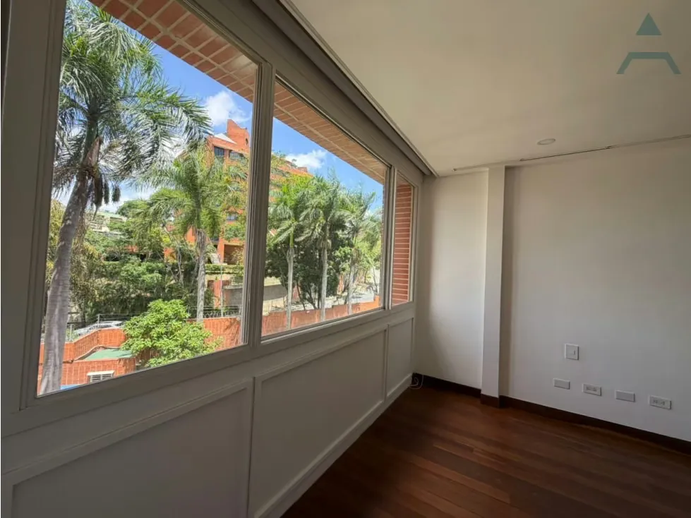 Se vende/alquila Apto 387m² 4h+2s/5b+s/5p Colinas de Valle Arriba - 4