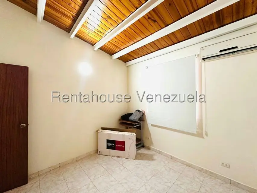 Casa (1 Nivel) en Venta en Roca Nostra, Lara - 11