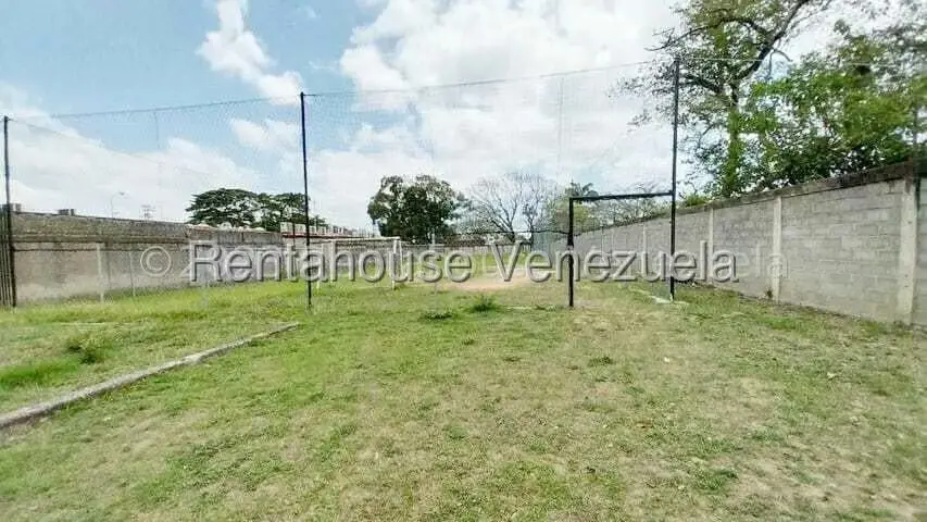 Casa (1 Nivel) en Venta en Roca Nostra, Lara - 21