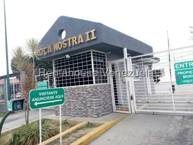 Casa (1 Nivel) en Venta en Roca Nostra, Lara - 23