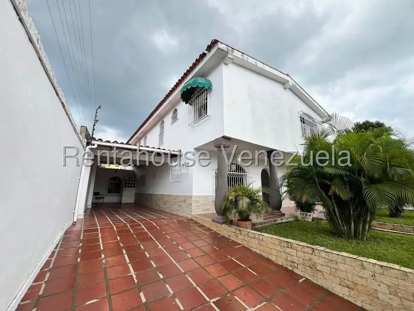 Casa (Multipes Niveles) en Venta en El Limon, Aragua - 2