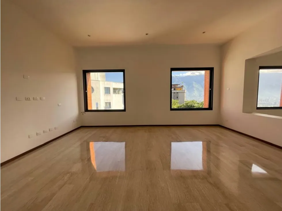 Se vende/Alquila Apto PH 480m² 4h+s/ 4b+s/ 3e Colinas de Valle Arriba - 11