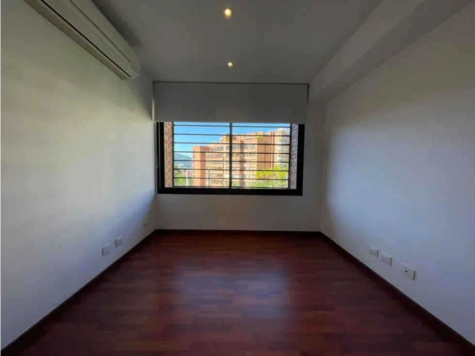 Se vende/Alquila Apto PH 480m² 4h+s/ 4b+s/ 3e Colinas de Valle Arriba - 14