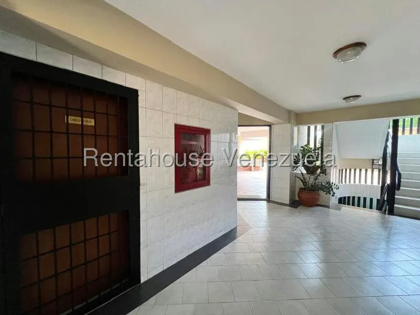 Apartamento (1 Nivel) en Venta en Del Este, Lara - 12