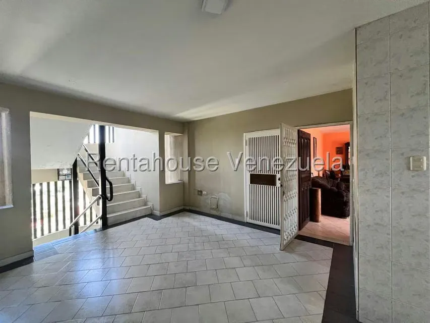 Apartamento (1 Nivel) en Venta en Del Este, Lara - 16