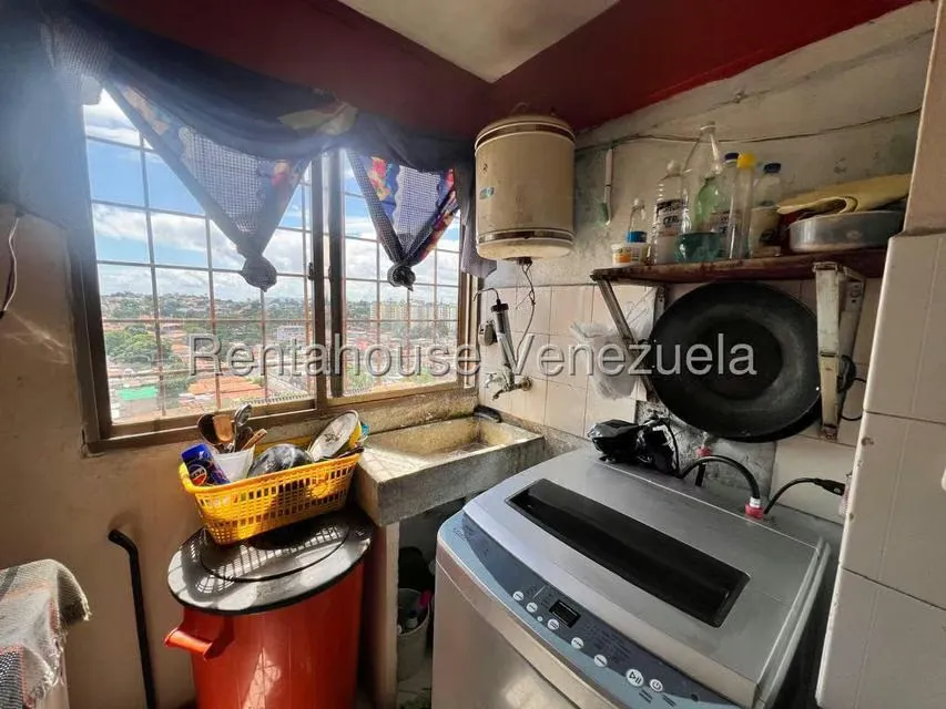 Apartamento (1 Nivel) en Venta en Del Este, Lara - 35
