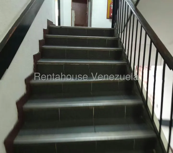 Local Comercial en Alquiler en Dr Portillo, Zulia - 17