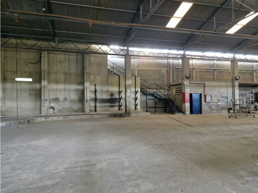 Alquilo galpon 2000m2 Km9 Fllas de Mariche 7986 - 13
