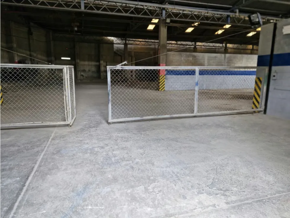 Alquilo galpon 2000m2 Km9 Fllas de Mariche 7986 - 6