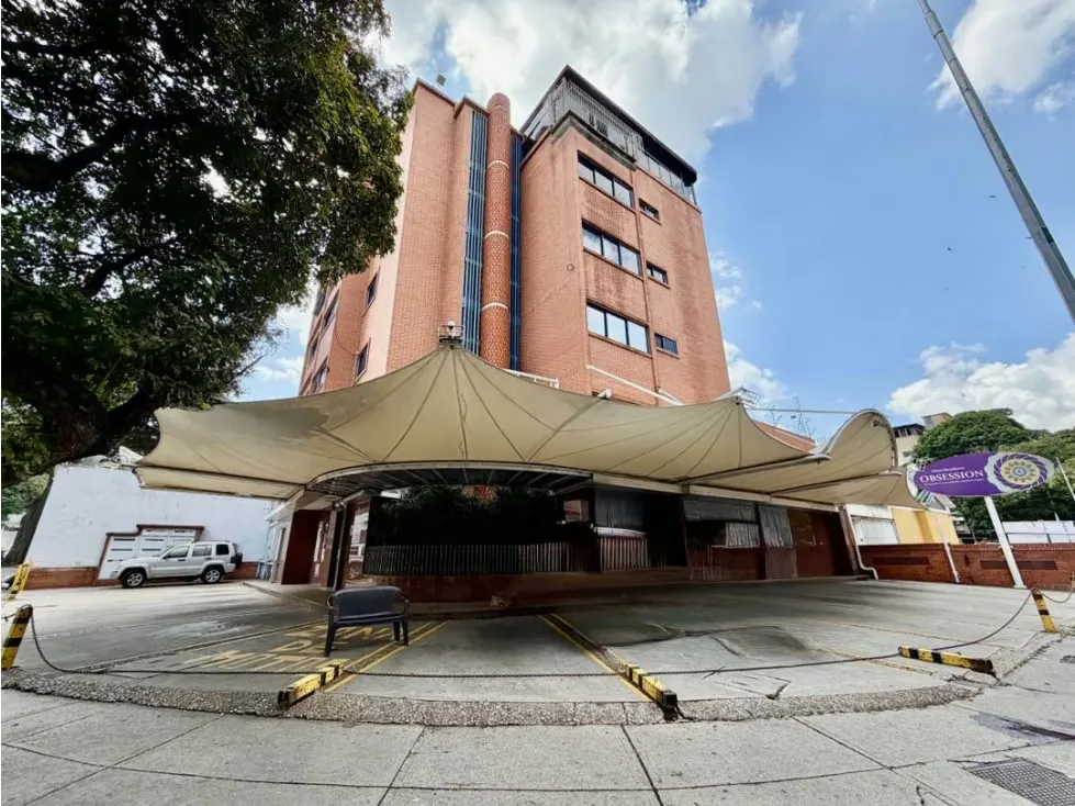 Se vende edificio Santa Mónica