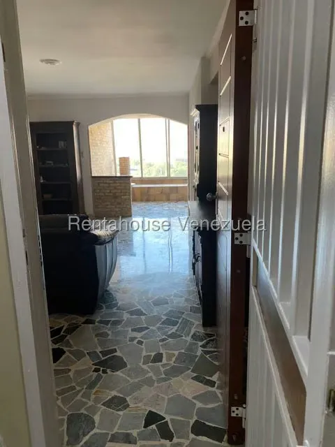 Apartamento (1 Nivel) en Alquiler en Caurimare, Distrito Metropolitano - 14
