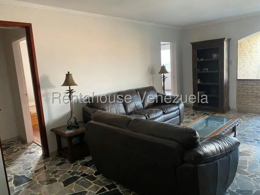 Apartamento (1 Nivel) en Alquiler en Caurimare, Distrito Metropolitano - 3