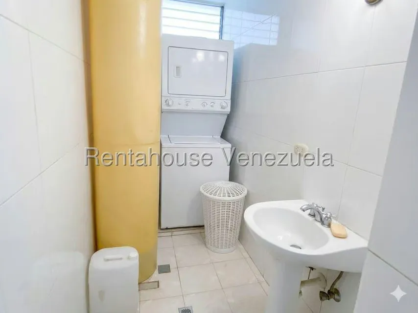 Apartamento (1 Nivel) en Alquiler en Caurimare, Distrito Metropolitano - 5