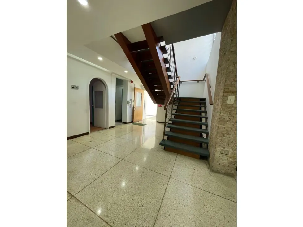Casa Comercial en Venta Chuao 631,44mts - 9