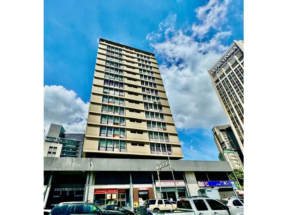 Se vende oficina 125m2 Sábana Grande - 2