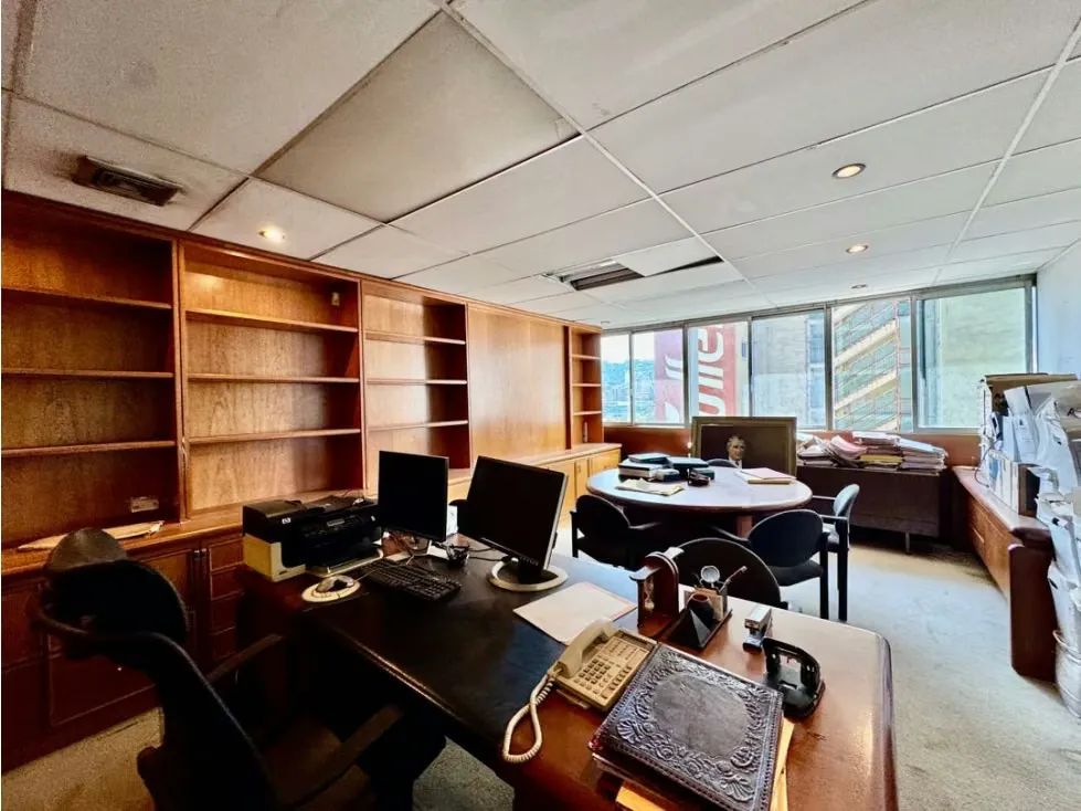 Se vende oficina 125m2 Sábana Grande - 8