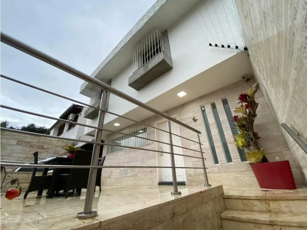 Vendo Casa en Urbanización Alto Prado