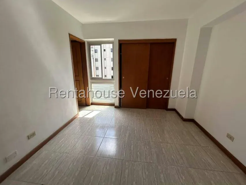 Apartamento (1 Nivel) en Venta en La Urbina, Distrito Metropolitano - 10