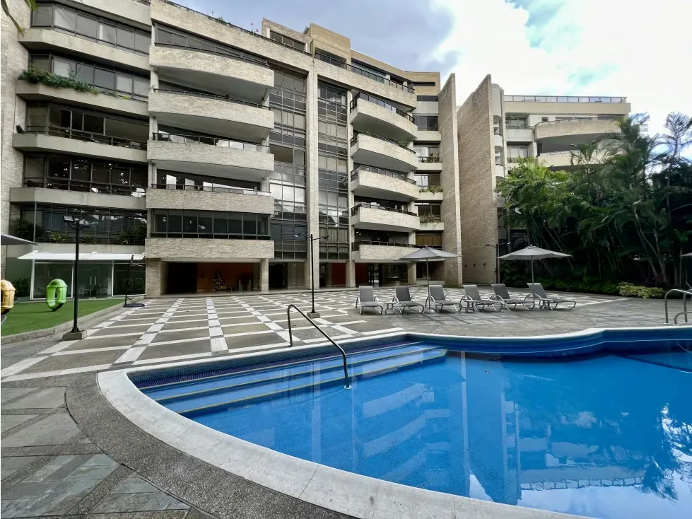 Se Vende PH/1.000M2/separado en dos/6h+2s/8b+2s/6p/La Castellana/6083