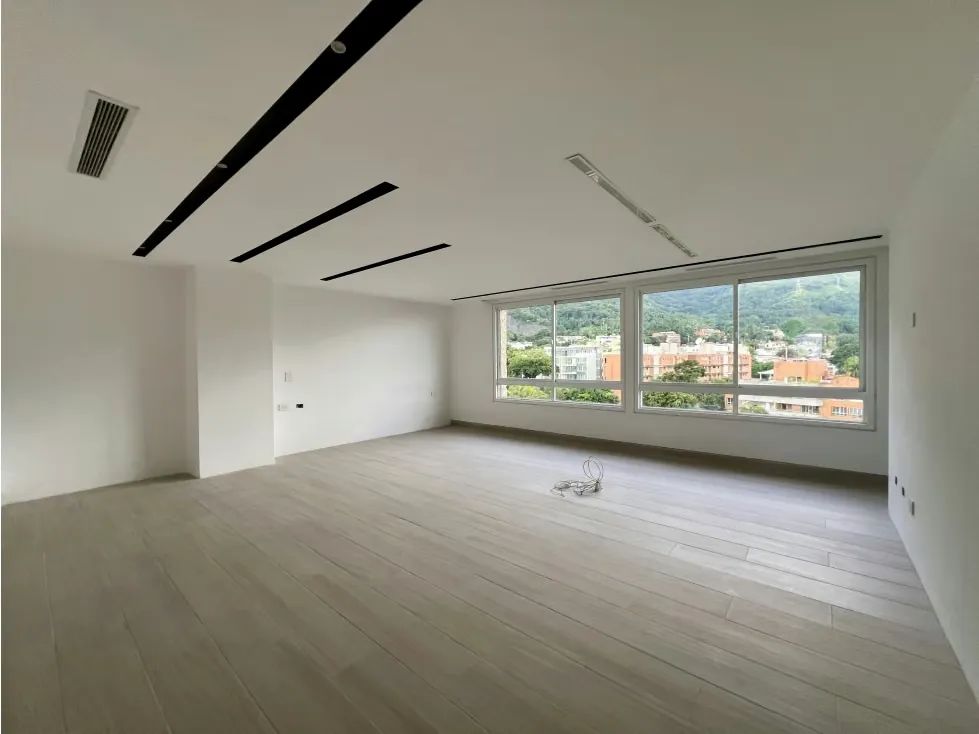 Se Vende PH/1.000M2/separado en dos/6h+2s/8b+2s/6p/La Castellana/6083 - 11
