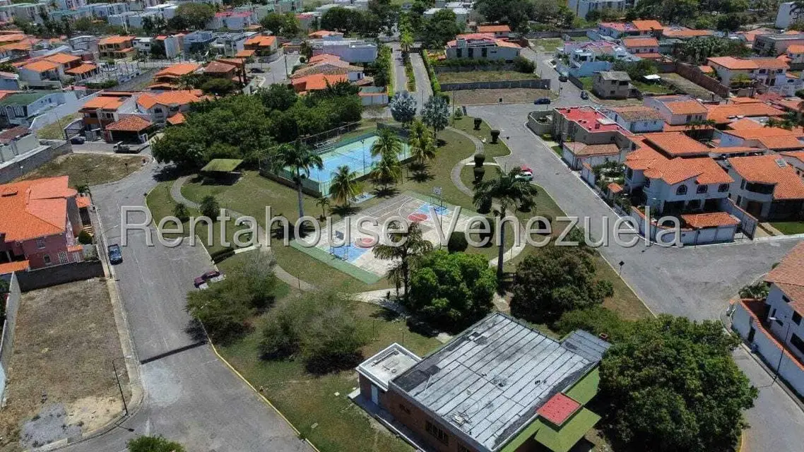 Casa (1 Nivel) en Venta en Zona Este, Lara - 49