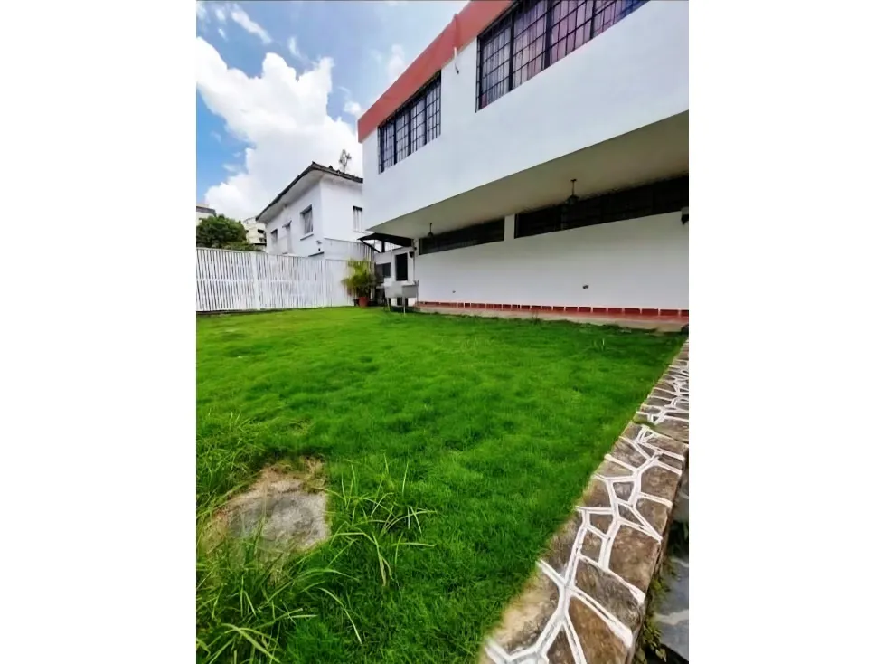LOCAL COMERCIAL - COLINAS DE BELLO MONTE - 70 Mts2 - 2