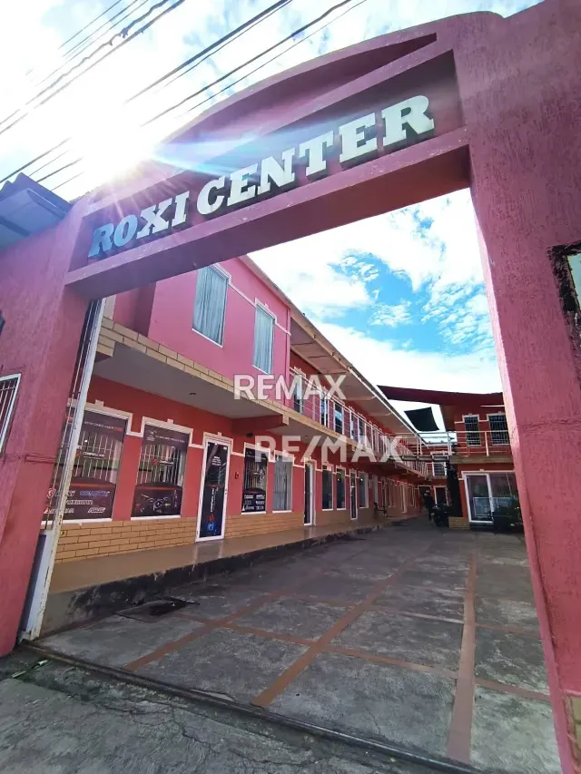 Local Centro Comercial Roxy Center en la Ciudad de Juan Griego - 3