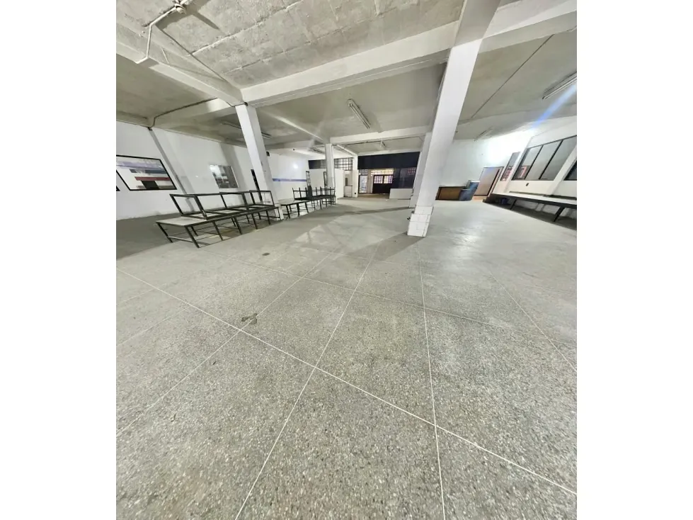 Se vende galpón 850 m2 Piedra Azul - 5