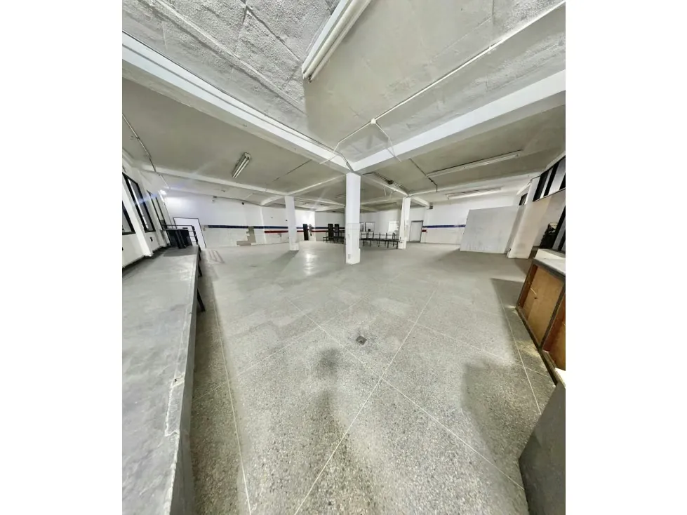 Se vende galpón 850 m2 Piedra Azul - 6