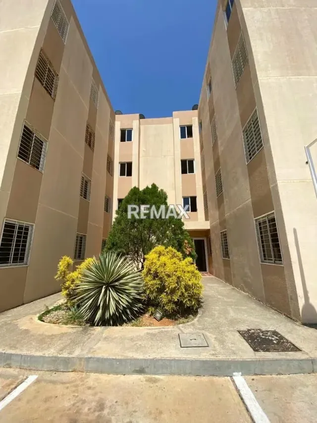 Apartamento en SEMIGRIS, C.R Caminos del Sol. En Venta