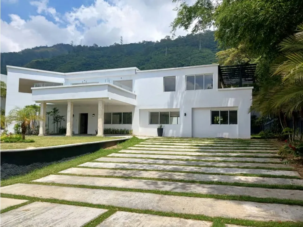Vendo casa 800m2 Country Club 7318