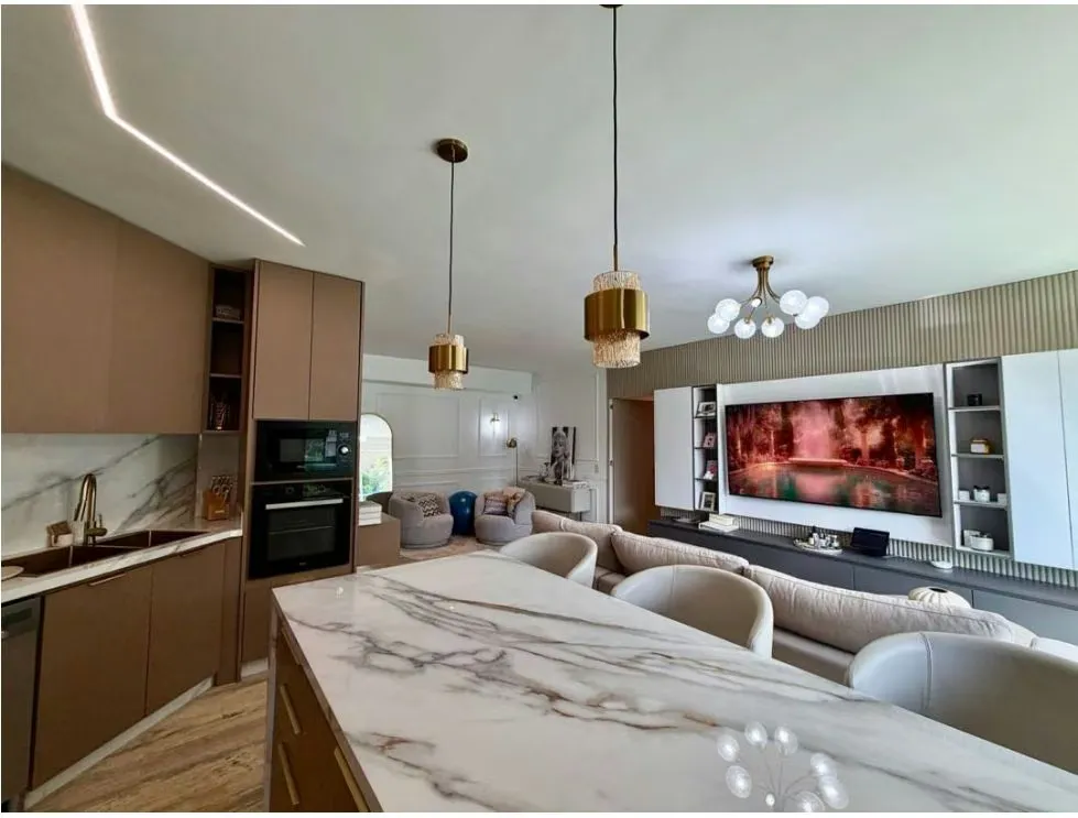 Se vende apto 152m2 2h+s/1b+1/2b+s/2o Lomas de Las Mercedes - 4