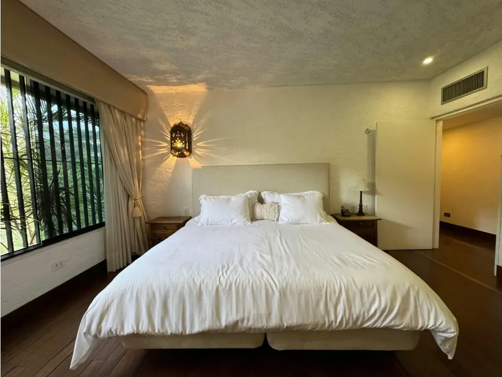 Hermoso apartamento tipo casa en colinas de tamanaco 400m2 - 24