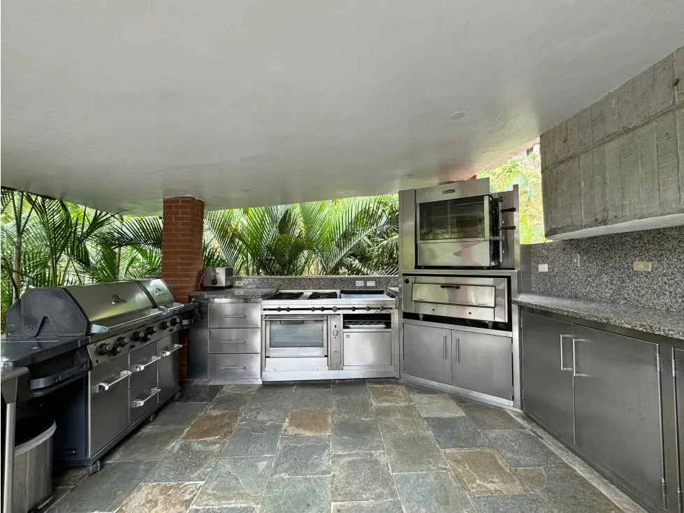 Hermoso apartamento tipo casa en colinas de tamanaco 400m2 - 36