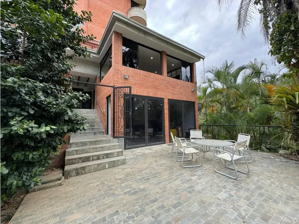 Hermoso apartamento tipo casa en colinas de tamanaco 400m2 - 40