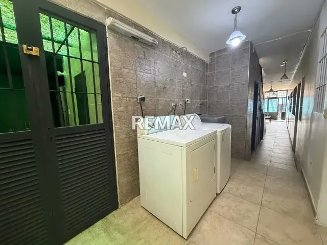 En Alquiler Habitaciones Ejecutivas, en pleno Centro de Maturín, muy cerca de la Redoma Juana la Avanzadora - 4