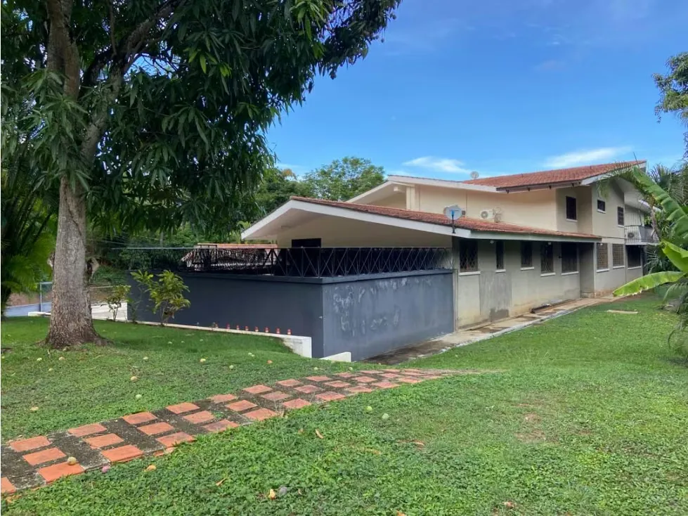 Se vende Casa 4300m² Valle Arriba - 2