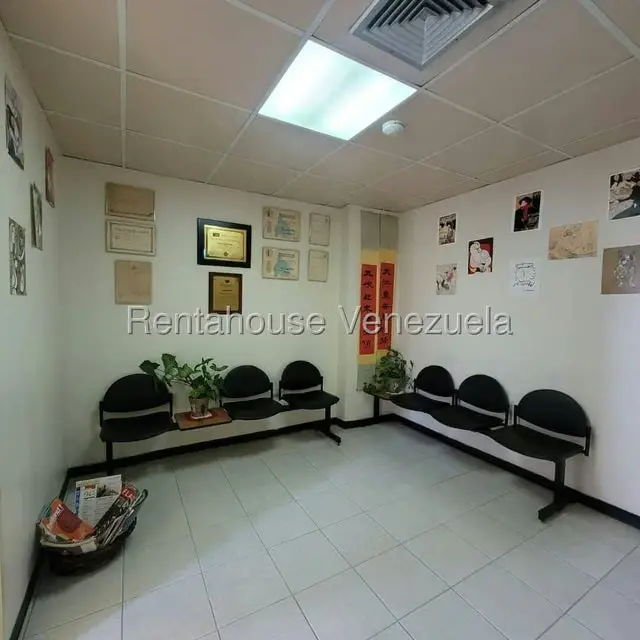Apartamento (1 Nivel) en Alquiler en San Bernardino, Distrito Metropolitano - 4