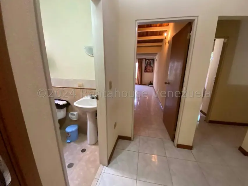 Casa (Duplex) en Venta en Los Tinajeros, Portuguesa - 9