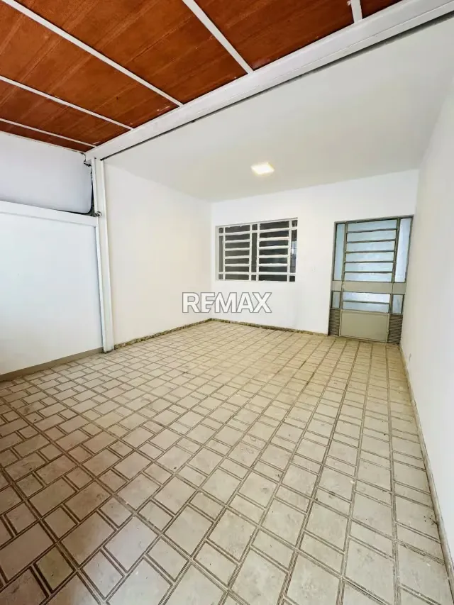 En alquiler casa comercial en la Urb.la viña - 8